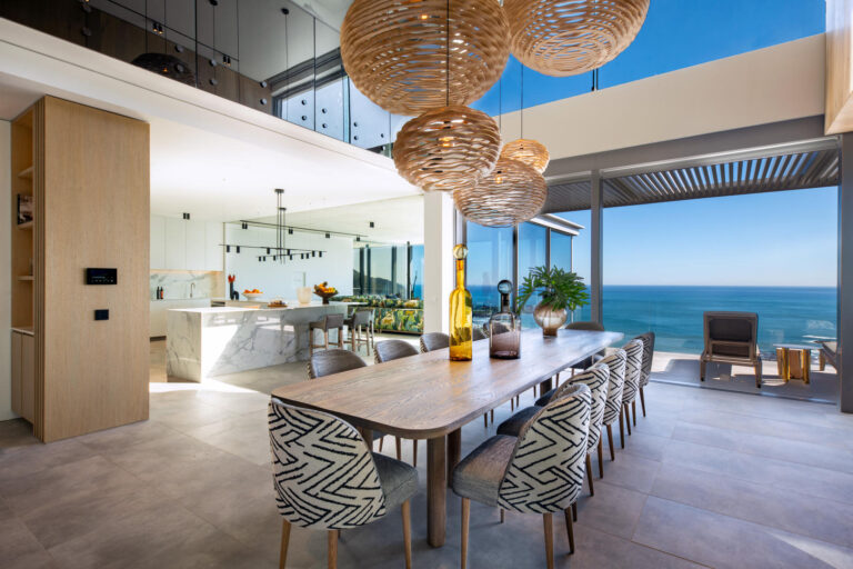 dining_to_kitchen_6473